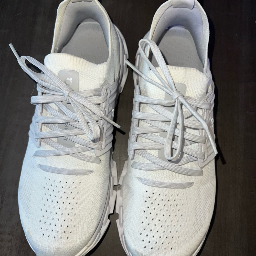 Women’s On Cloudswift White Athletic Shoes